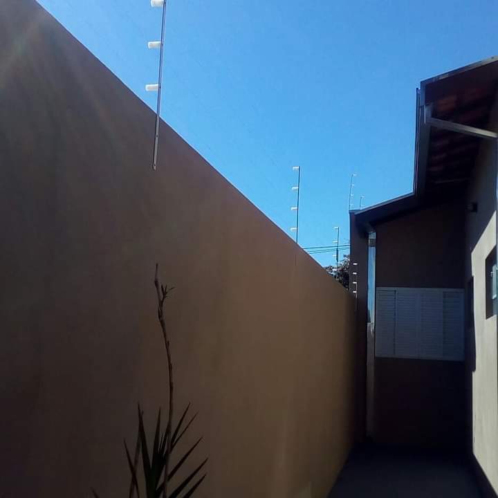 Cerca elétrica residencial capa